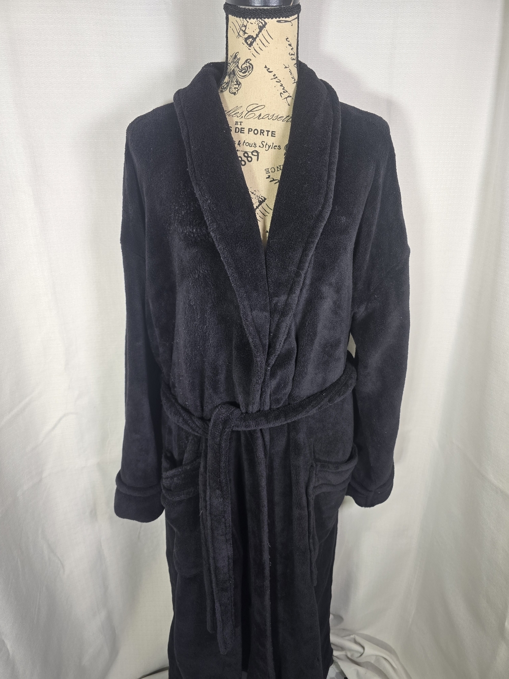 Sonoma Robe - Picture 2 of 6